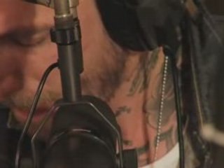 BACKYARD BABIES - Saved By The Bell - LIVE AT OUI FM