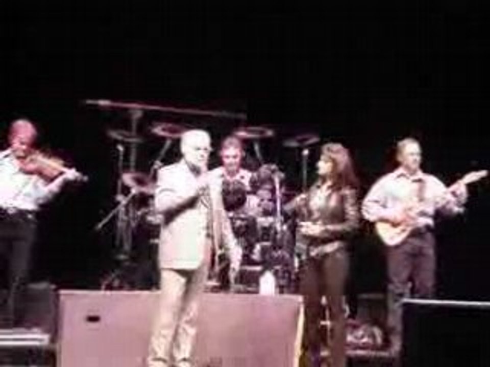 George Jones & Mona Vie from GlobalGifter