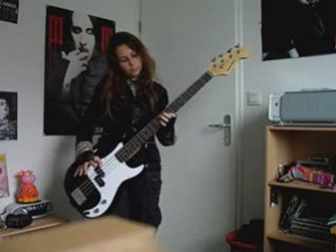 Red Hot Chili Peppers - Californication.