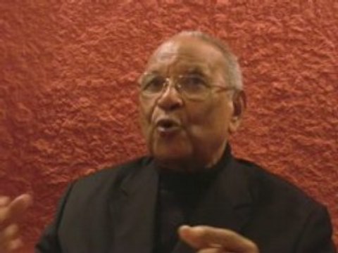 Amadou Moctar Mbow et les assises nationales au Sénégal