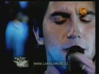 Banda Ntheos en garage music