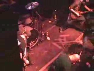 Walls Of Jericho - All Hail The Dead