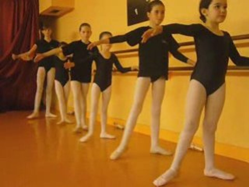 Lucile à l'école de Danse (1ère partie)