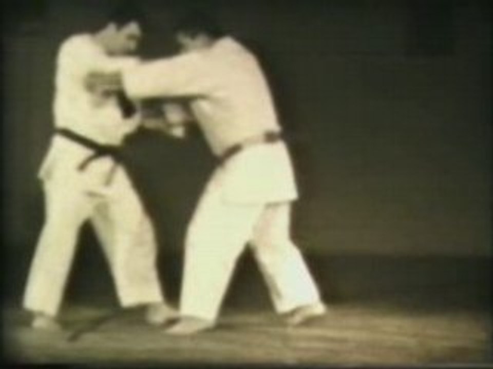 Tani otoshi sutemi waza