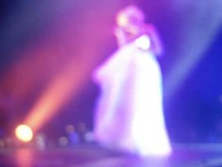 Lorie à Rouen - Prés de Moi