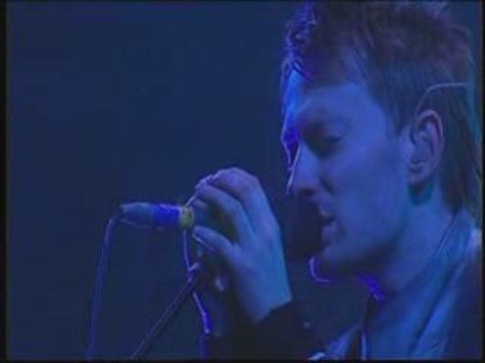 Radiohead 2+2=5 Glastonbury 2003