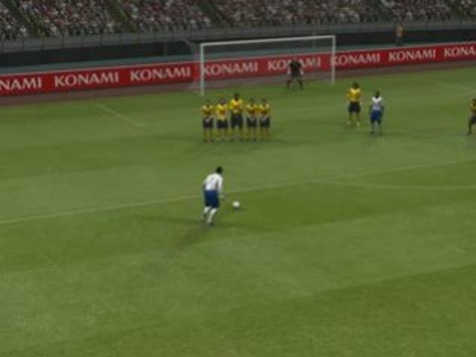 Coup franc Ronaldo sur la demo de pes 2009