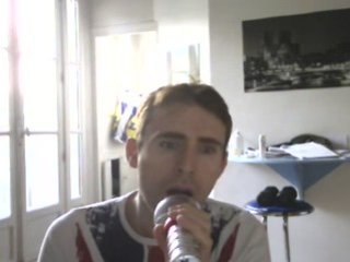 Wiwi égratigne "Mon dieu"