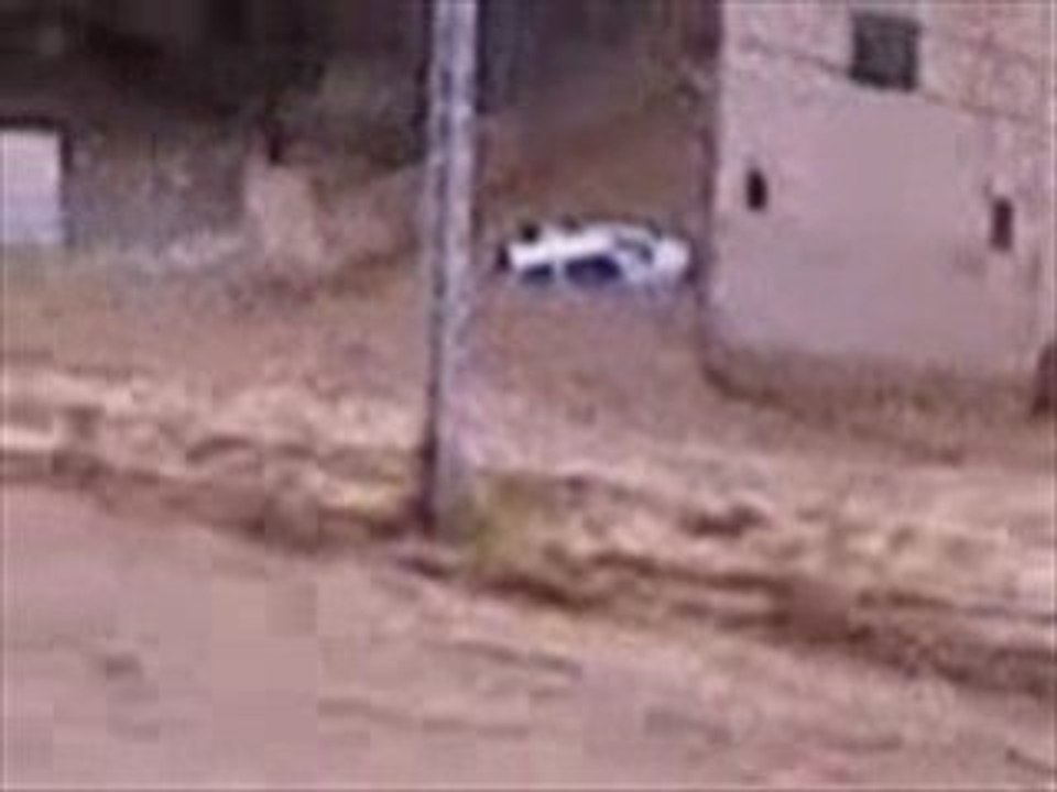 Algérie: 33 morts dans les inondations de Ghardaia
