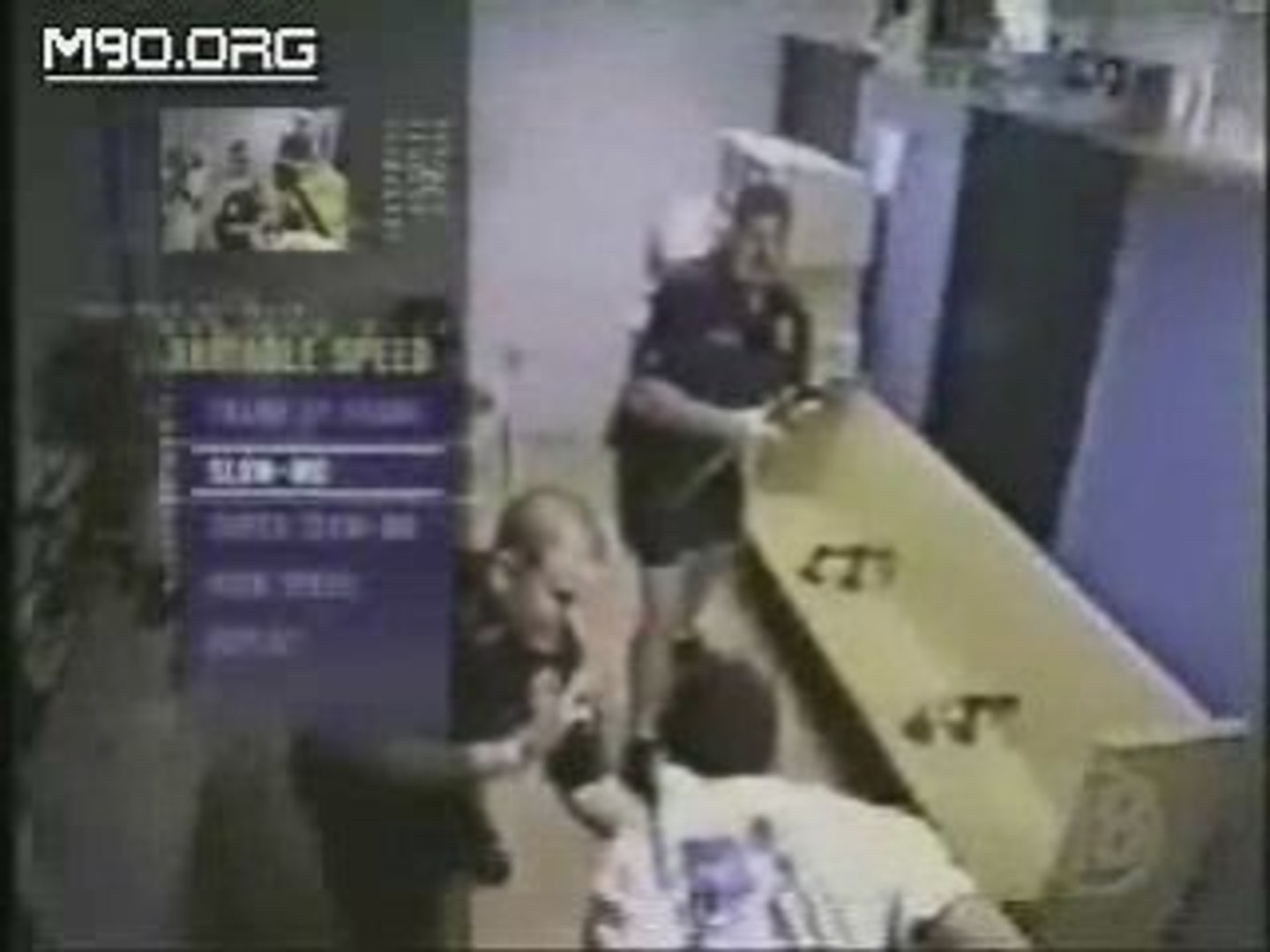 Policiers vs detenu