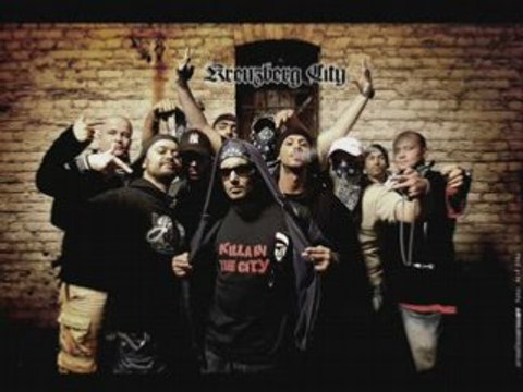 Michael Mic feat. Killa Hakan Bitirim Ceza - Ihr Braucht Uns