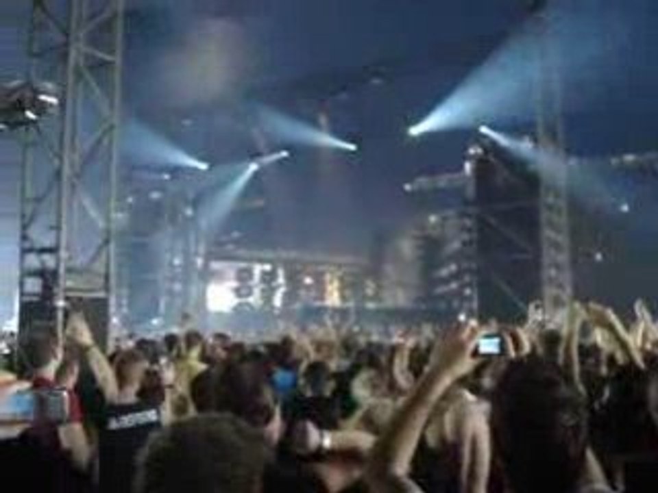 DEFQON 1 2008 OUTBLAST VS KORSAKOFF - The Viper