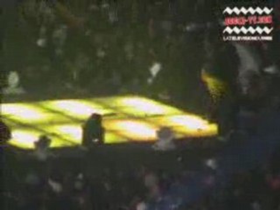 Urban peace 2 : Booba ce fait jeter par tout le Stade