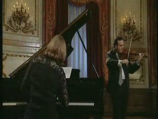 Sonate pour Violon et Piano de MOZART. K302. Partie 1 .