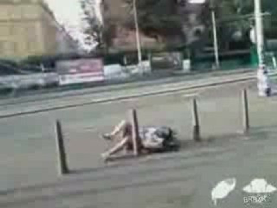 Stunt badly done....