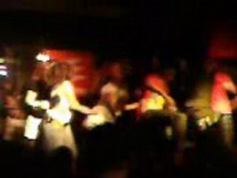 Décalé gwada avec dotre filles