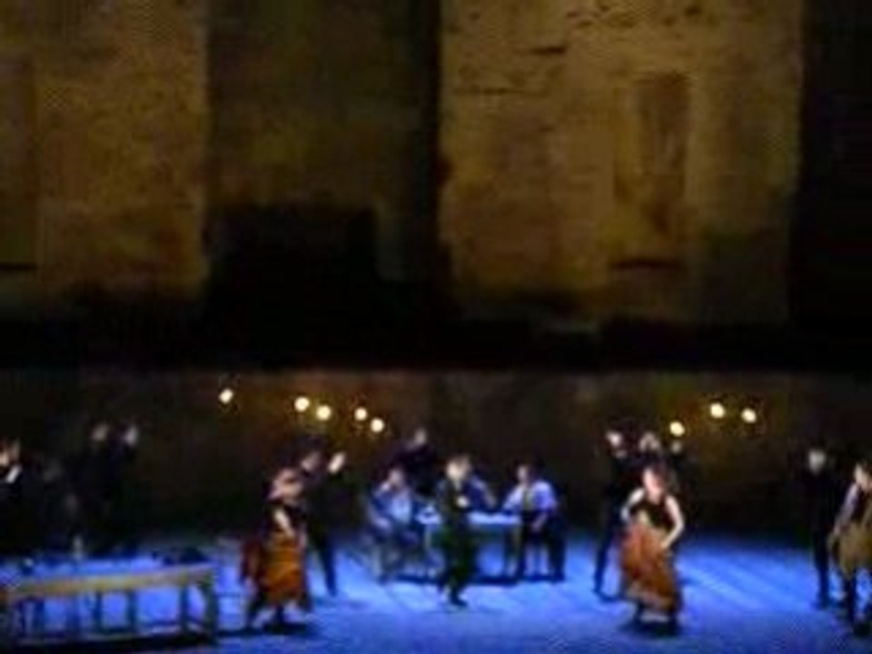 Les gitans dansent..piti bout!