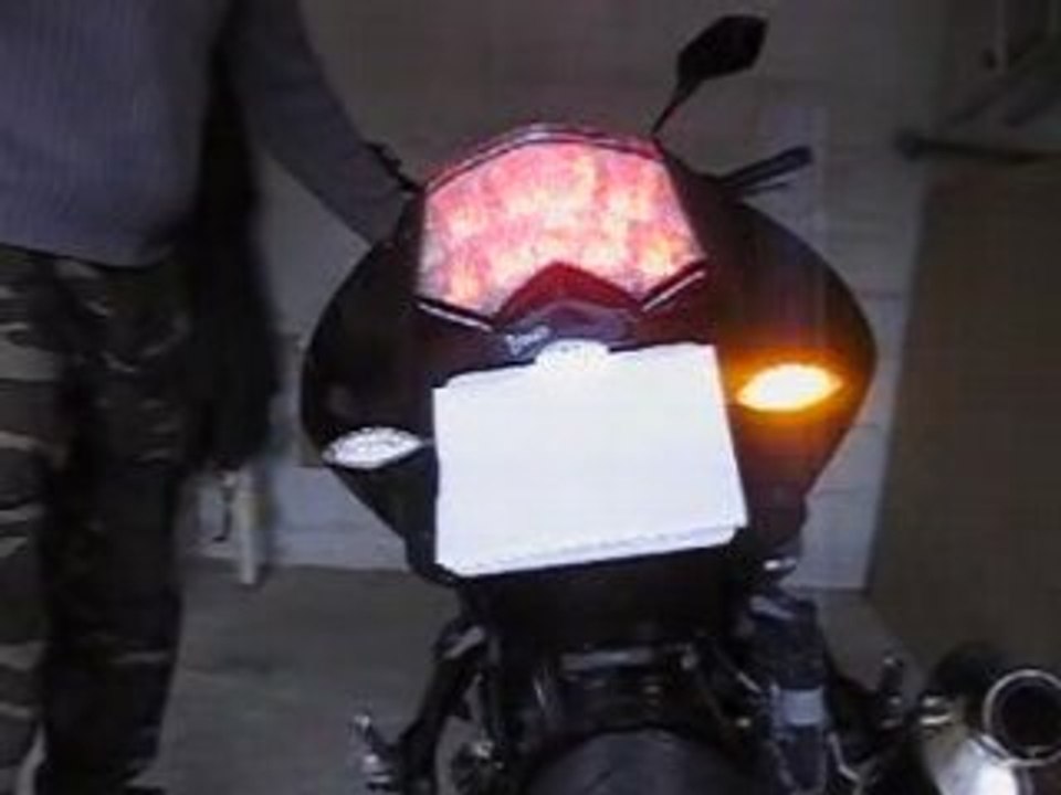 Modification clignotants LED arrière z750
