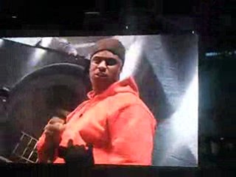 SEFYU MOLOTOV URBAN PEACE 2