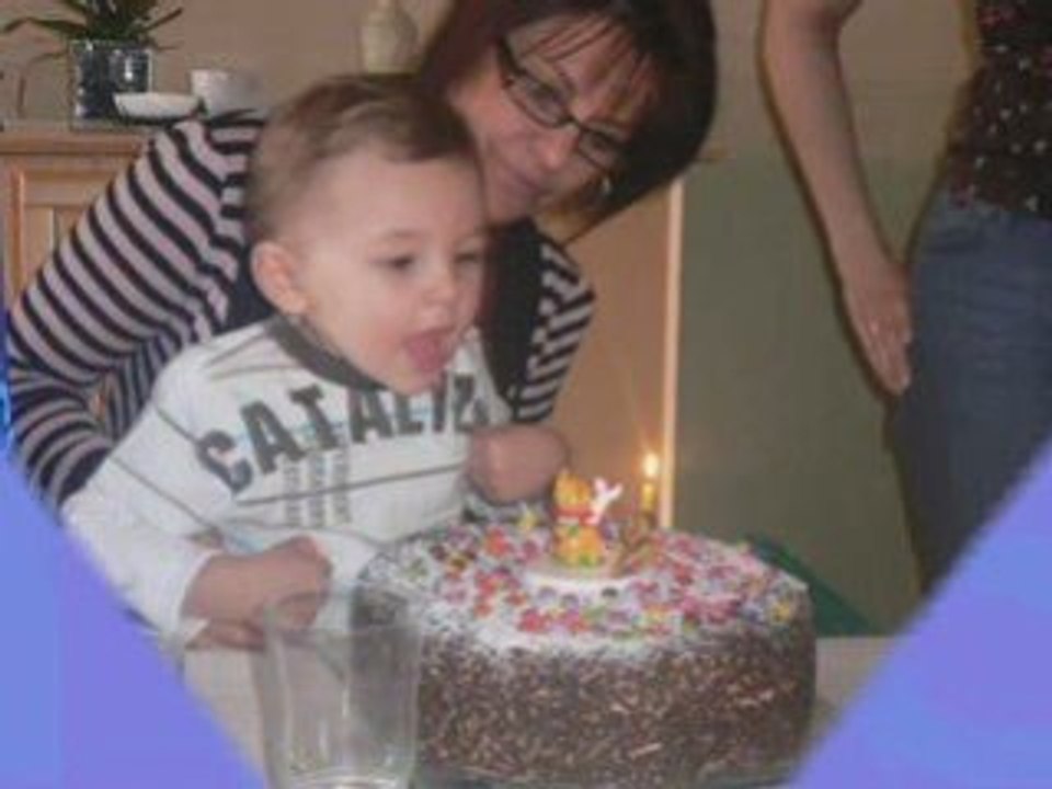 Video Maxime de ses 1an a ses 2ans !