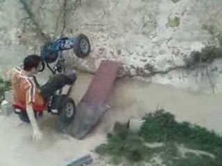 tentative de monter le mur