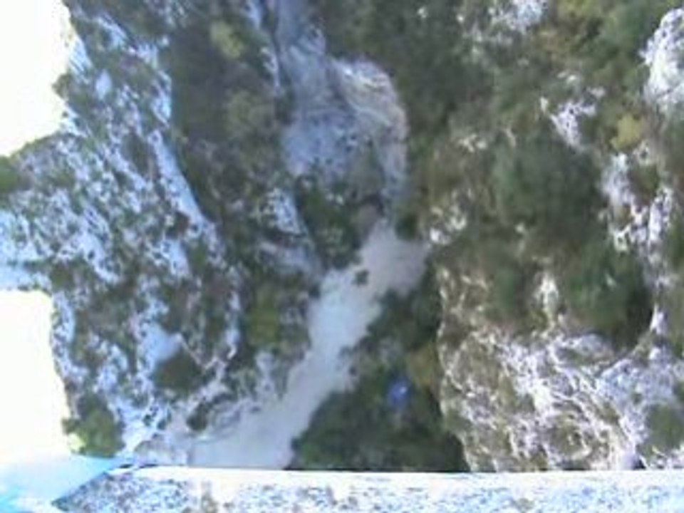 saut a l'élastique pont de l'artuby (kenny)