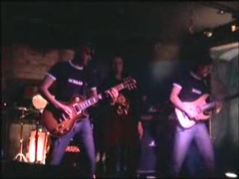 Screamin' Bones - Screamin' Bones live PARIS le KLUB