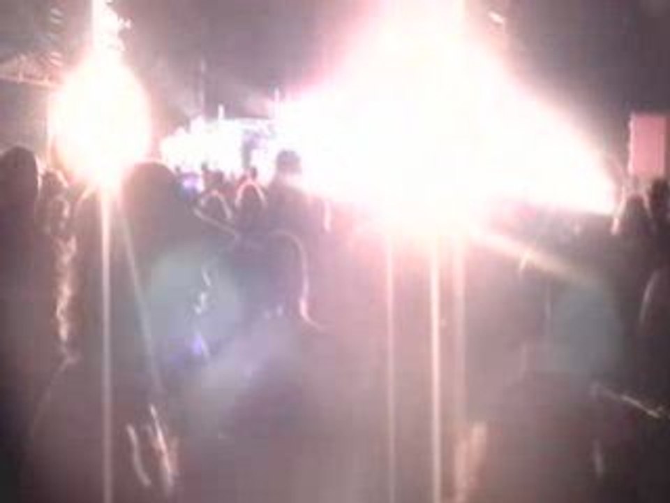 Lynyrd Skynyrd Live Concert by www.givenfreely100.com