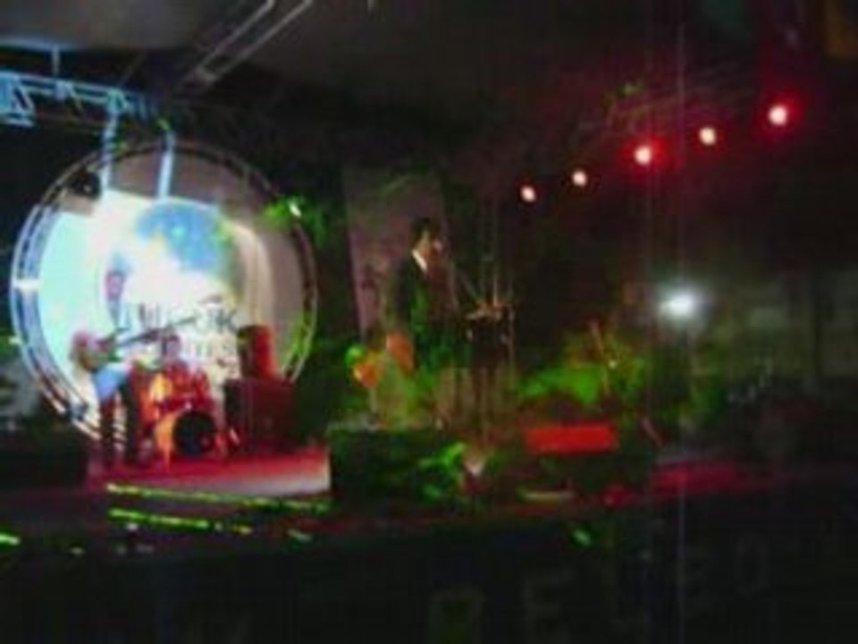 Anlatmalıymış Meğer - Ayna