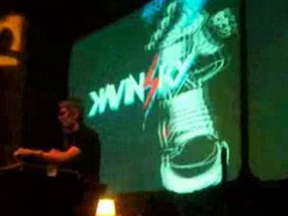 Kavinsky au Roubaix's Burning 09 (1sur4)