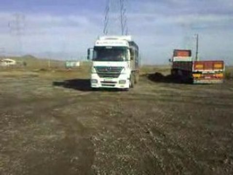 MErcedess Axor 1840 Parking !!