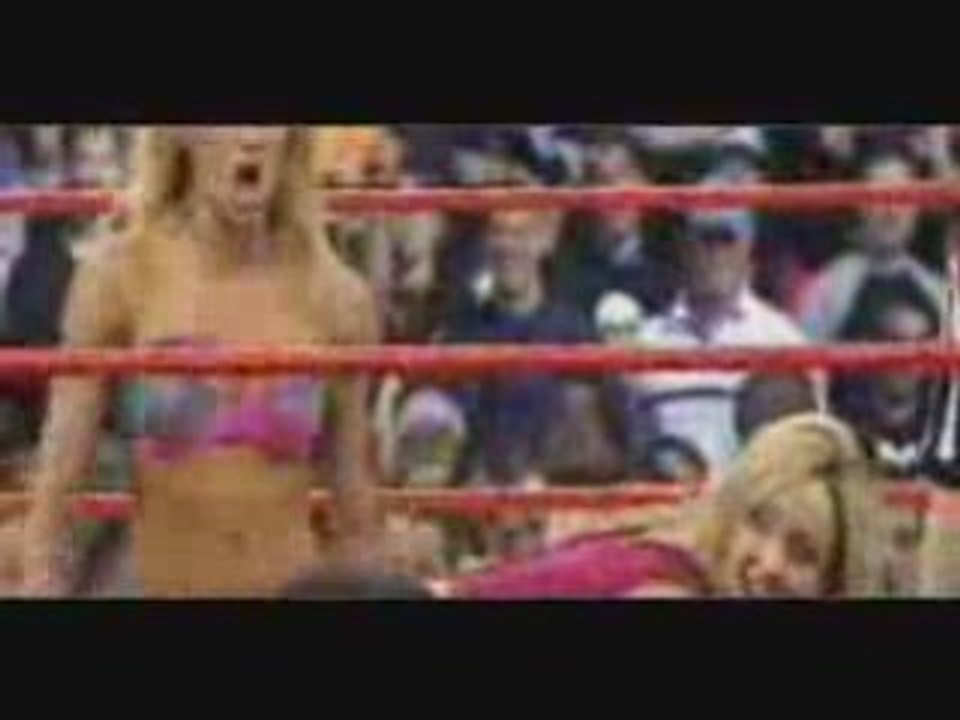 Stacy Keibler vs Miss Jackie