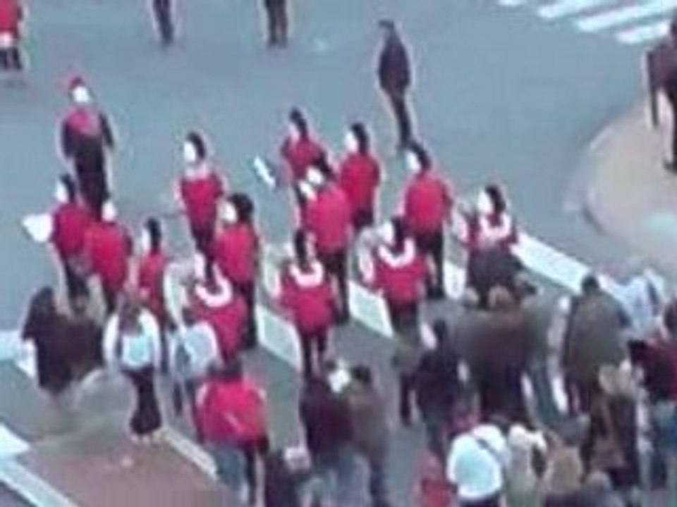 Mouvement à croix centre...