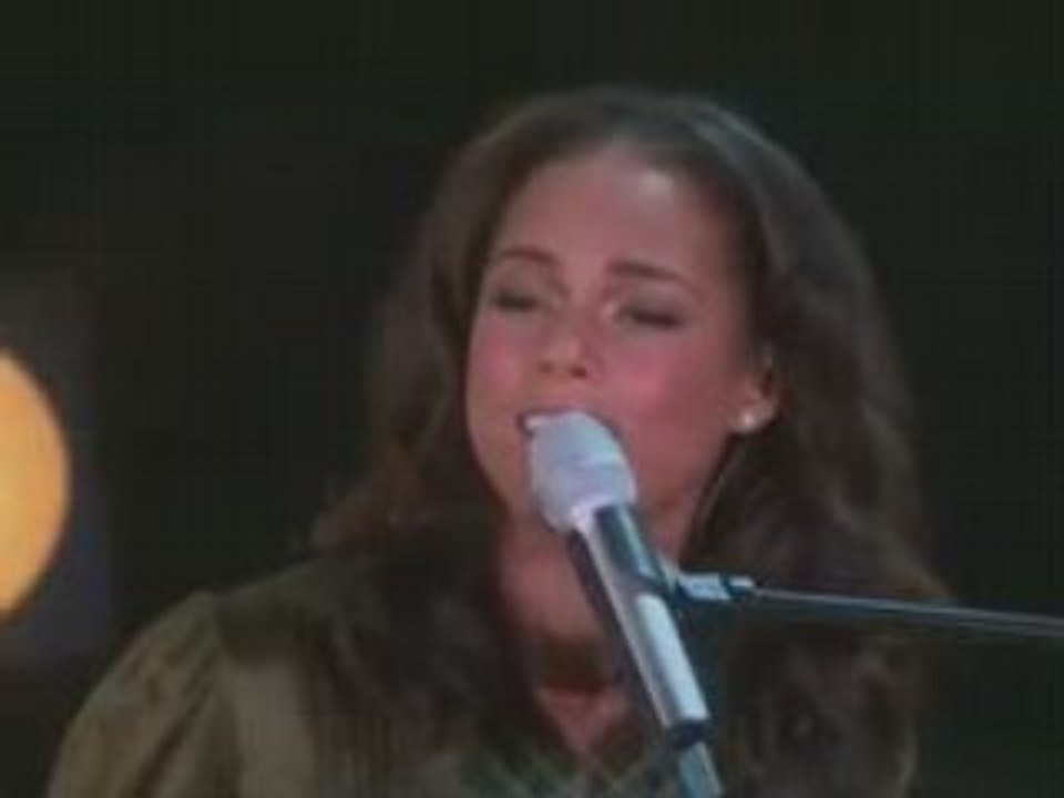Alicia Keys - Superwoman (Live)