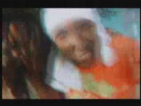 Clip non officiel Illuminazi 666 Assassin Rockin Squat