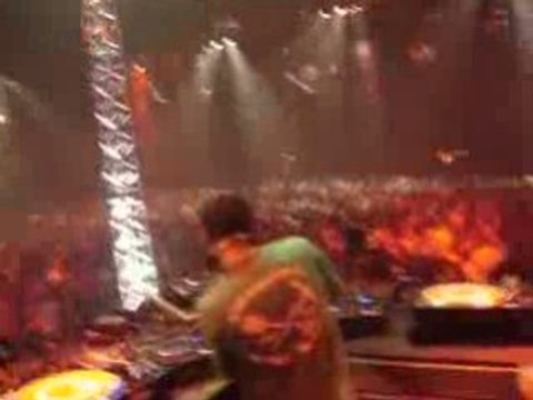 Q-dance presents Scantraxx HARDHEADZ hardstyle