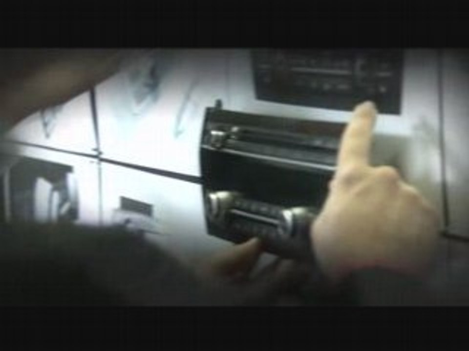 BMW 7 Series: Interior – Panels