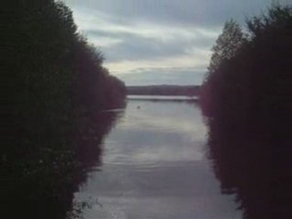 Devant a l'eau