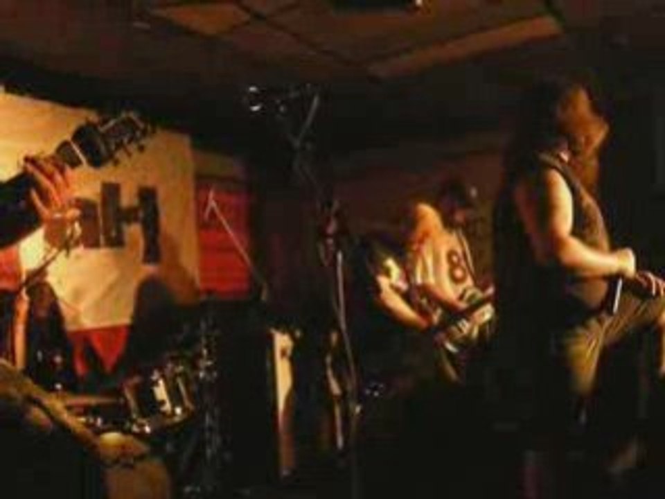 02 - Komah - Not Alone Au Décibels Rock Fest