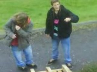 descente d'un escalier sur une palette