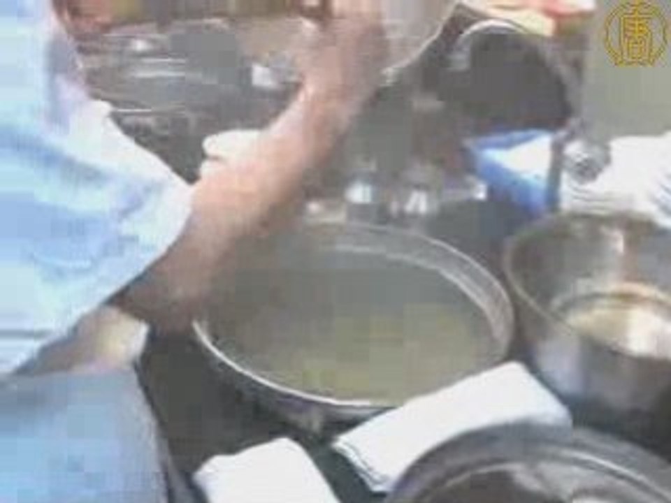 香港云吞面名家坚持传统赞大赛