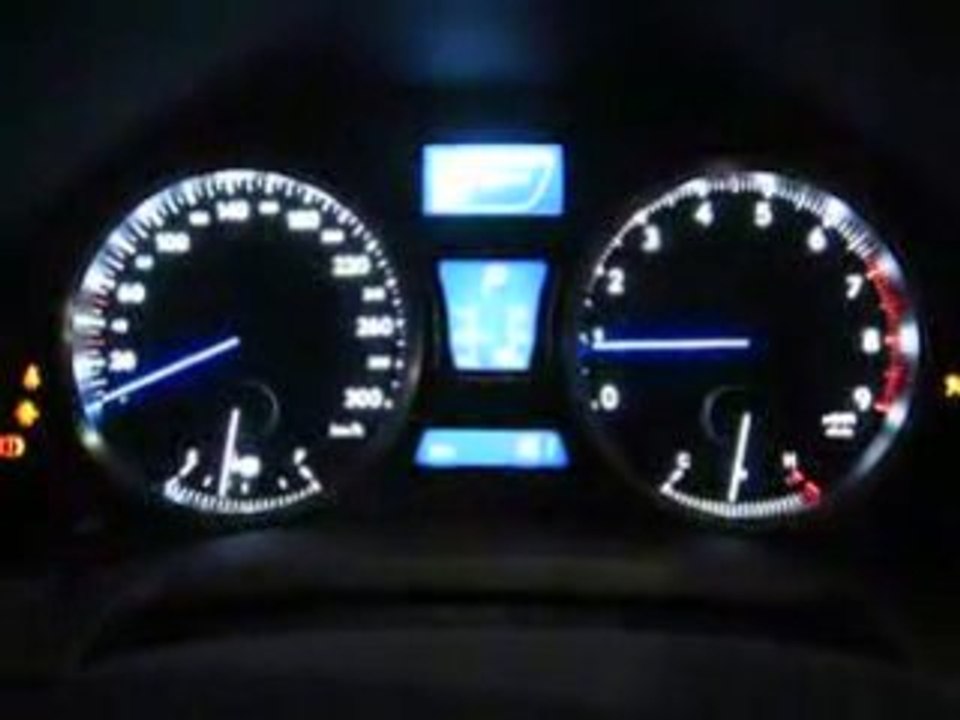 LEXUS ISF demarage