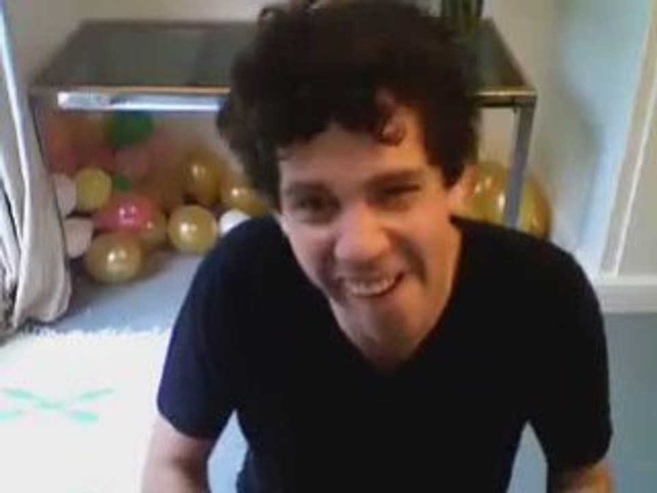 Julian Velard Kings of Leon Sex On Fire Cover
