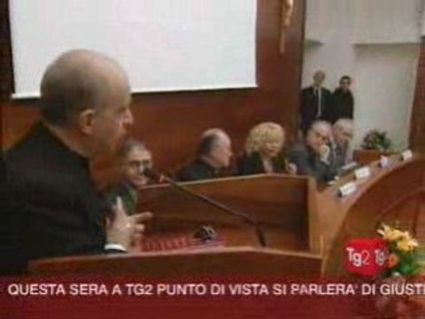 Darwin fatto a pezzi al TG del secondo canale