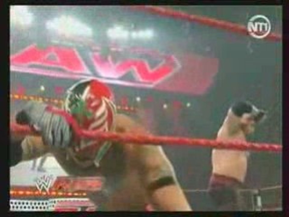 Catch rey mysterio vs kane