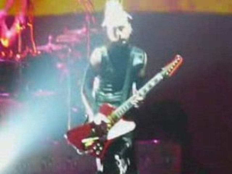 Marilyn Manson Live  Paris 05.06.08 Just A Car Crash Away