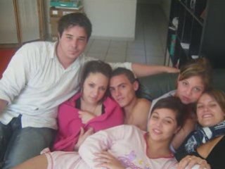 FIONA FAMILLE AMIE AMOURES