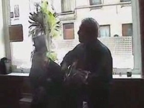 200 millions de pt Chinois et moi,et moi,et moi...