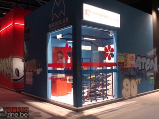 Interieur 08: Modular's Surprising Mini-Stad Stand 🏙️