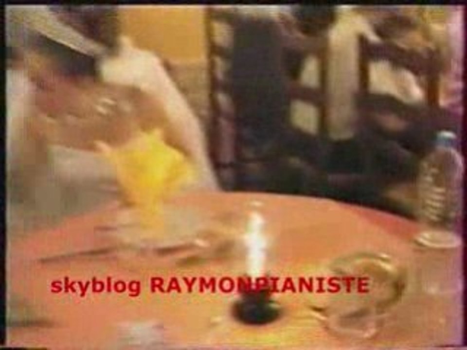 CINDY ET BILLY AU RESTO ET AVEC PHOTO